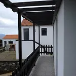 בית חווה Sara Village *