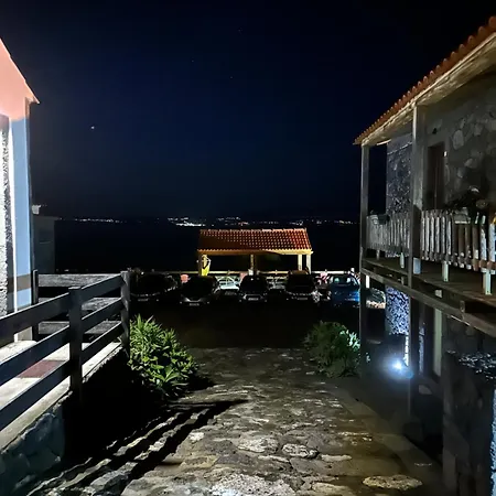 Séjour à la ferme Sara Village São Roque do Pico