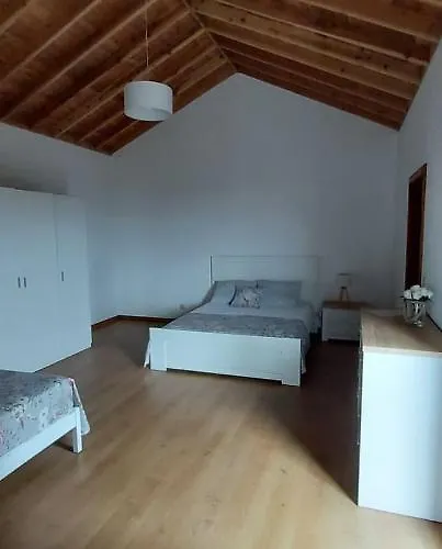 Séjour à la ferme Sara Village São Roque do Pico