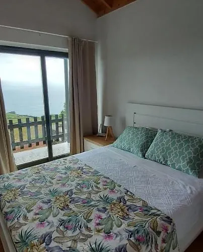 Sara Village Farm stay *