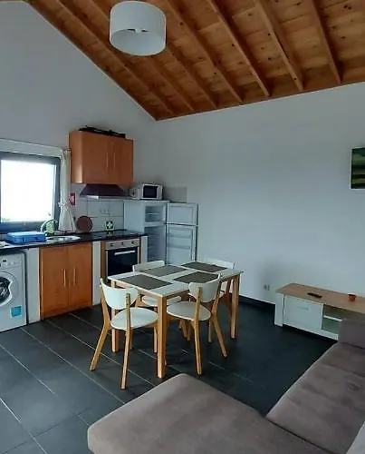 Sara Village * São Roque do Pico